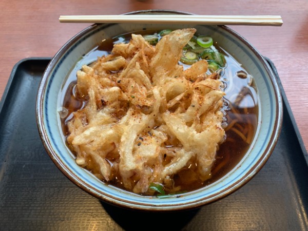 「かき揚げそば 700円」@談合坂SA下り麺工房の写真