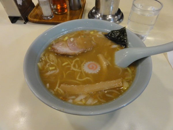 「ラーメン700円」@中華麺店 龍朋の写真