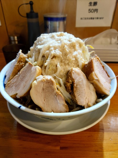 「チャーシュー麺  大盛り  全マシ」@連の写真