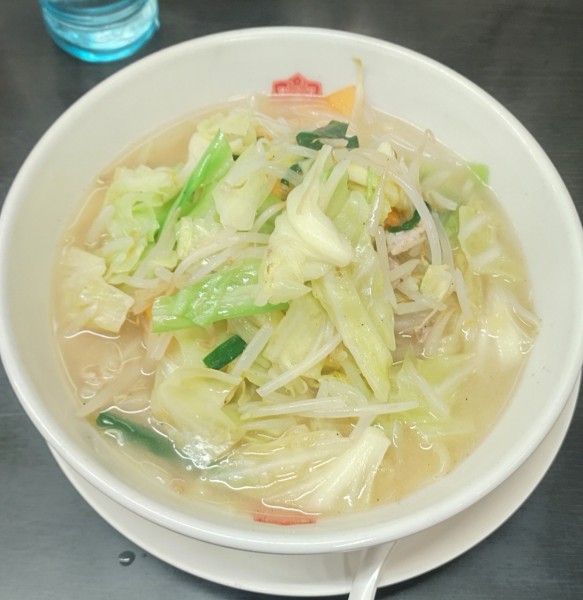 「野菜たっぷりタンメン 大盛」@日高屋 神田西口店の写真