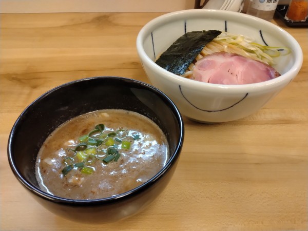 「豚骨地鶏魚介つけ麺（中盛）」@麺処 有彩の写真