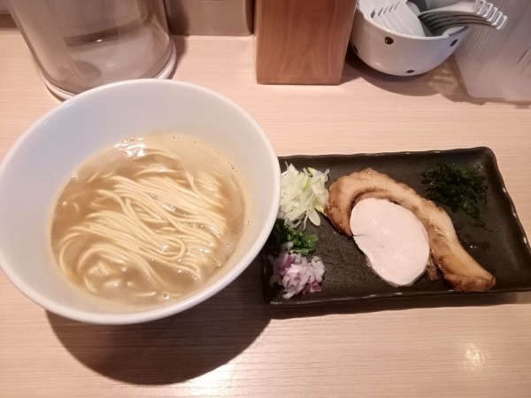 「濃厚煮干しそば」@麺屋 一燈の写真