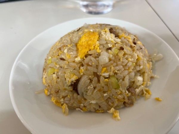 「半チャーハン」@九一麺 町田店の写真
