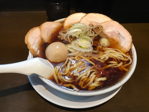 「肉中華そば　味玉」@丸中華そばの写真