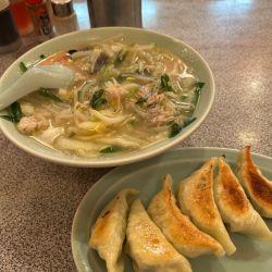 タンメン　餃子