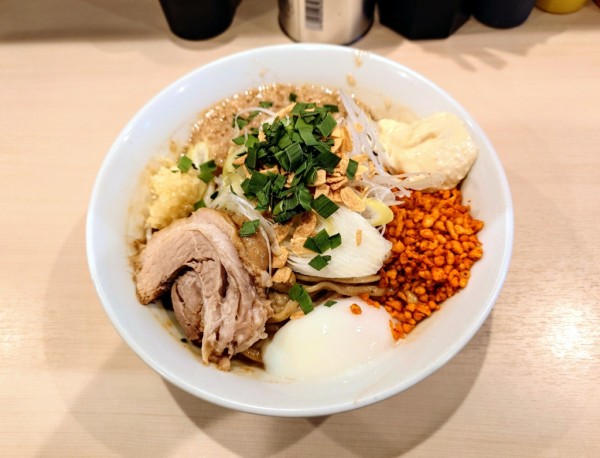 「限定 スーパーガーリック」@鷹の目 蒲田店の写真