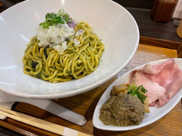 「［2月限定］春菊と牡蠣とキノコの油そば」@KAKIMAZE NOODLE Chidoriの写真