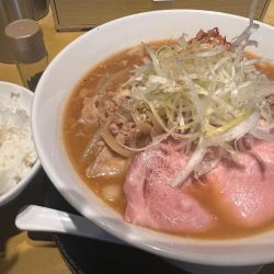 セアブラノ神 slurp - 烏丸御池 | ラーメンデータベース