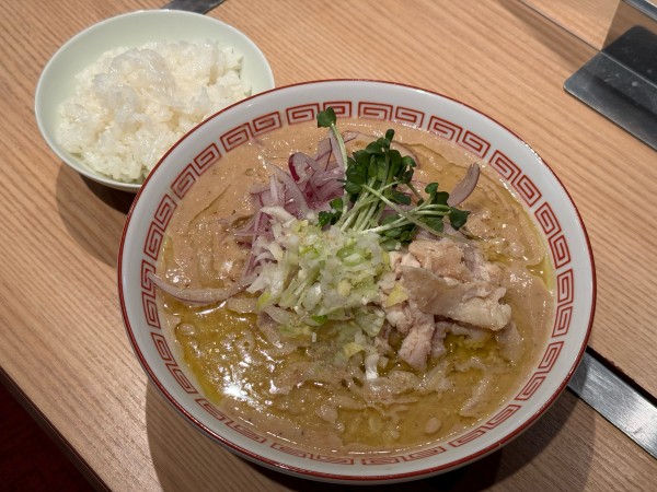 「鶏だくらーめん　1000円」@おそうざいと煎餅もんじゃ さとうの写真