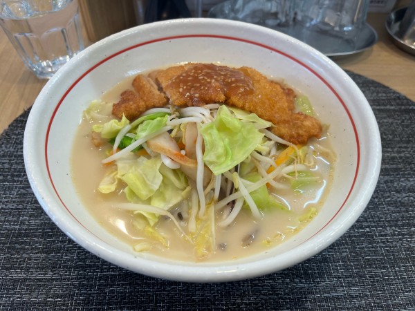 「特製ちゃんぽん 900円」@すぱいすの写真