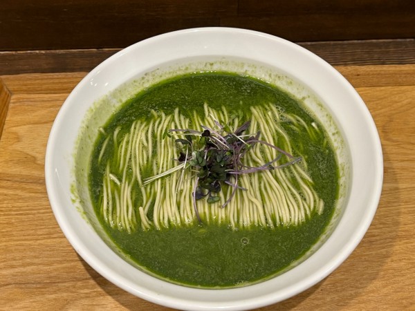 「【限定】ニラ煮干ソバ+あんきもの和え玉(ハーフ)」@NIBOSHIMANIAの写真