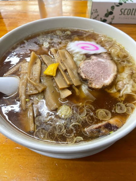 「ワンタン麺」@中華そば専門店 勝やの写真