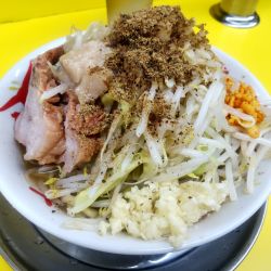 小ラーメン（豚2枚）950円