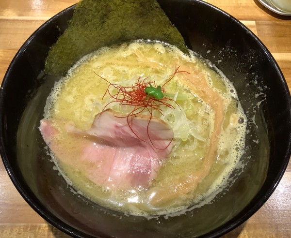 「濃厚牡蠣らぁ麺」@麺屋貝夢の写真