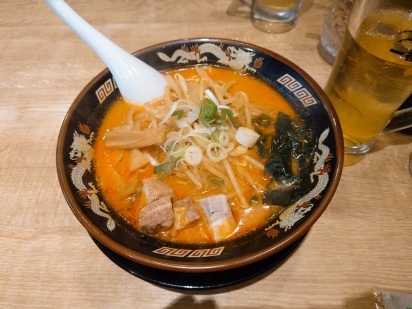 「辛味噌らーめん」@北海道らーめん みそ熊 御徒町駅前店の写真