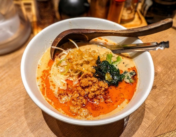 「クリーミー担々麺」@名驛式担々麺 しゃち福の写真