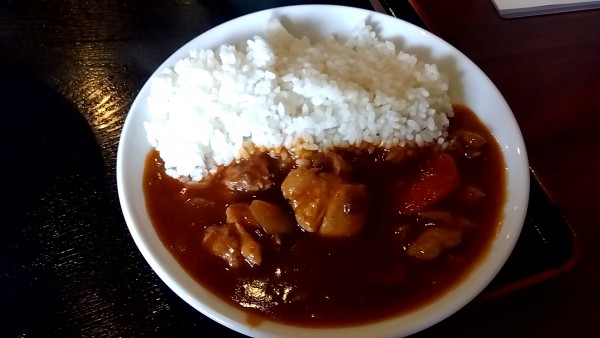 「鶏肉入りカレーライス（ハーフ）」@餃子酒場の写真