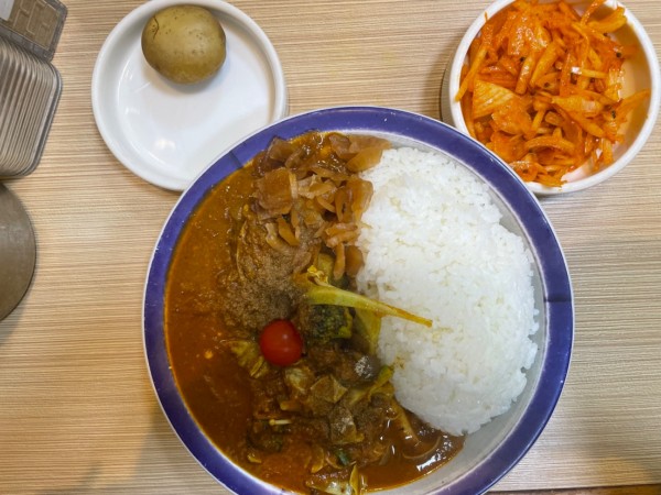 「野菜カリー、玉ねぎのアチャール」@エチオピアカリーキッチン 高田馬場店の写真