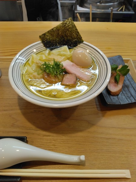 「特製塩そば」@麺道 千鶏の写真