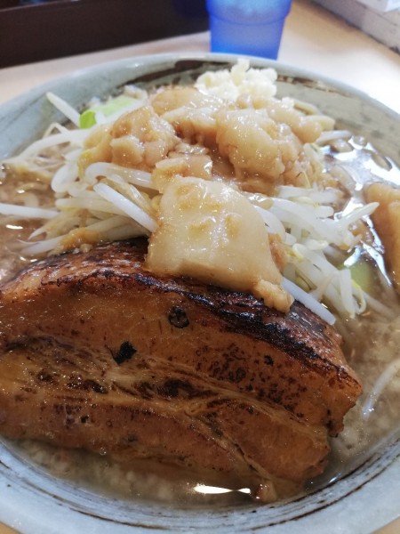「デカ豚ラーメン」@らーめん 天山の写真