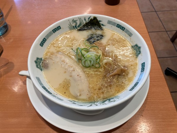 「とんこつラーメン」@日高屋 上福岡店の写真