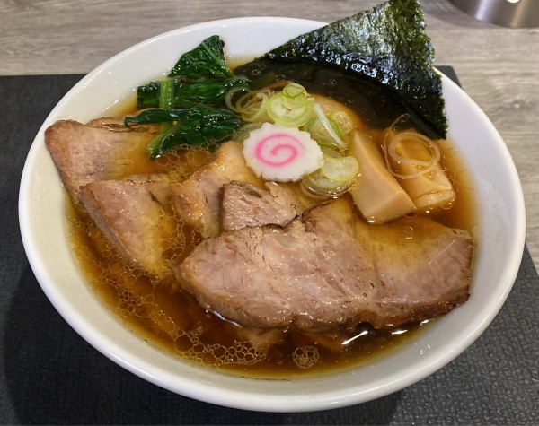 「醤油チャーシュウ麺 味玉 チャーシュウ飯」@手打ち 蓮の写真