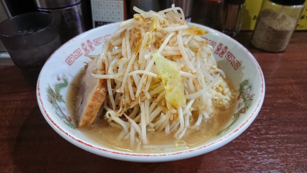 「小ラーメン」@ラーメン 豚んちの写真