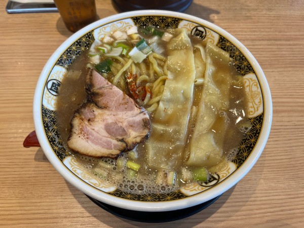 「ラーメン大盛り870円」@どうけん 新百合ヶ丘マプレ店の写真