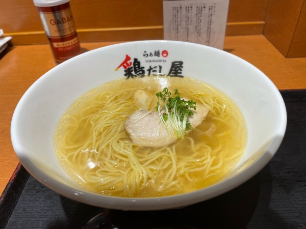 「塩ラーメン¥950」@らぁ麺 鶏だし屋の写真