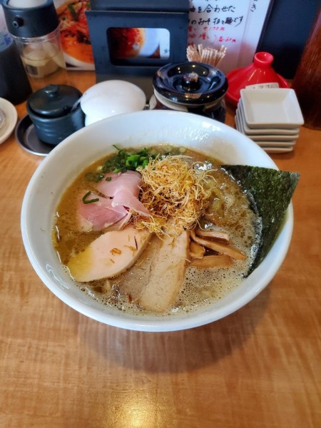 「煮干醤油ラーメン@900」@麺屋 ぶんけいの写真
