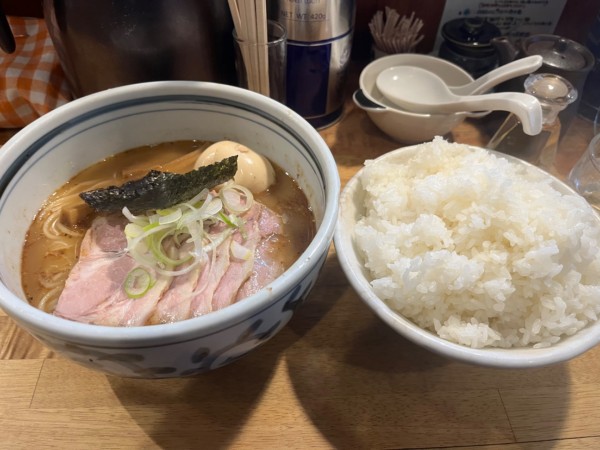 「ちゃーしゅうめん味付玉子　白ごはん並」@こうかいぼうの写真