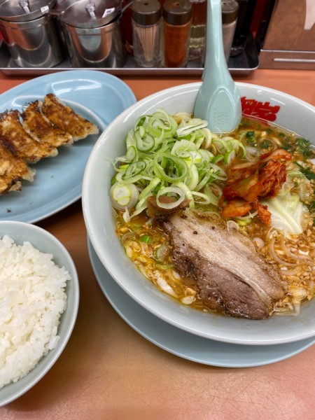 「旨辛スタミナラーメン半ライスセット」@ラーメン山岡家 相模原店の写真