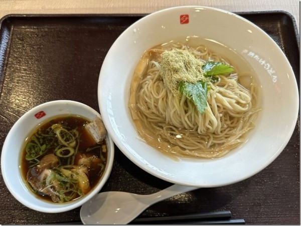 鶏つけそば（1150円）