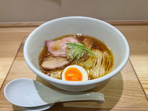 「香る鶏醤油らぁめん」@せいめん 未さくの写真