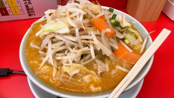 「辛野菜みそ」@ラーメン みそ助の写真