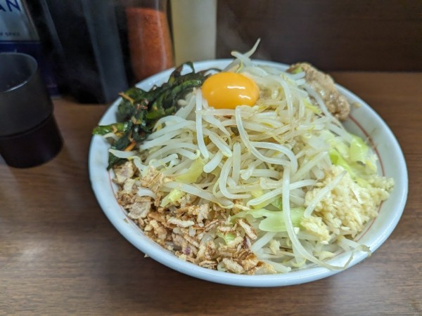 「汁なし　小　ニラキムチ」@ラーメン二郎 横浜関内店の写真