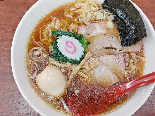 「白河中華そば＋味付け玉子」@大勝軒おはこ 本八幡分店の写真