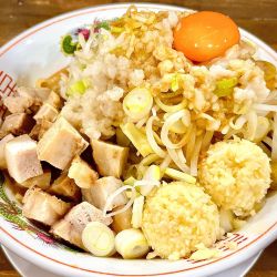 豚まぜそば（990円）