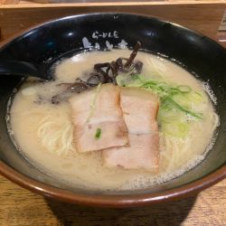 とんこつラーメン