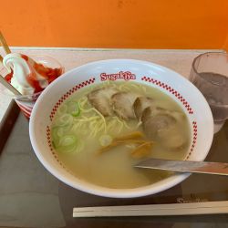 肉入ラーメン390円×サンデーセット