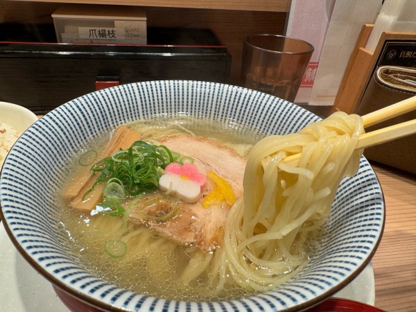 「お得セット1155円　鯛塩らぁ麺+鯛めし」@鯛塩そば 灯花 ペリエ千葉店の写真