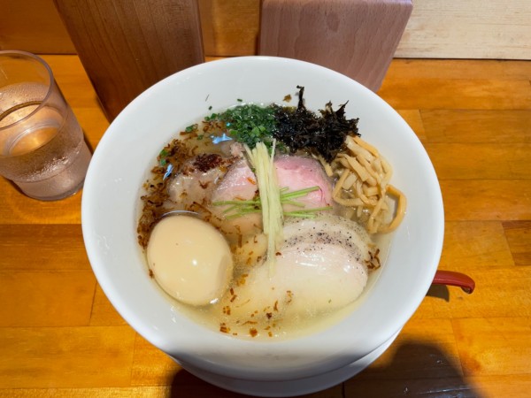 「特製こもんそば(塩)」@麺ゃこもんの写真
