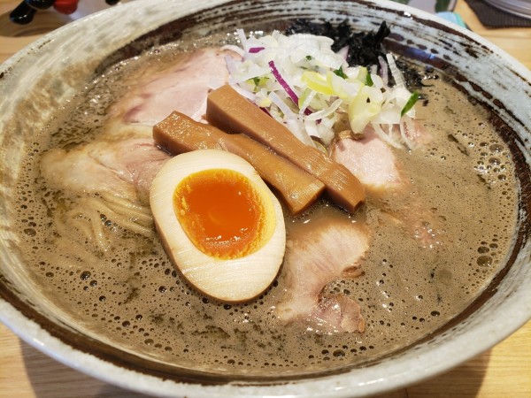 「百尾煮干しラーメン大」@煮干しらーめん 波乃にぼるの写真