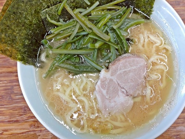 「ラーメン＋のり＋くきわかめ」@まこと家の写真