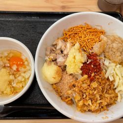 マルキン特製まぜそば＋三種の神器