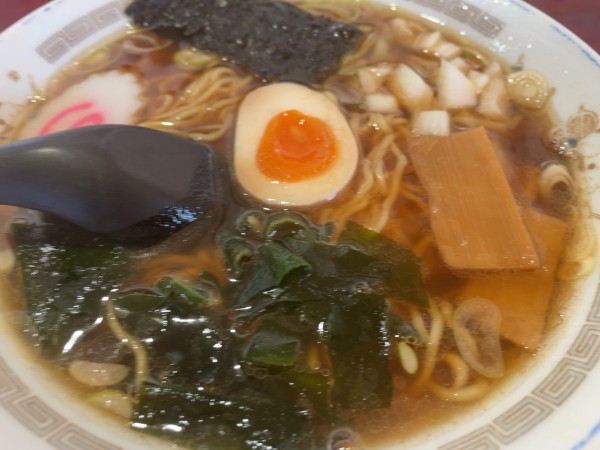 「ワンタンメン850円」@食堂拓美の写真