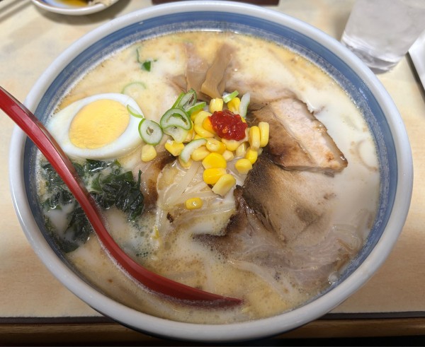 「チャーシュー白みそ」@手打ラーメン 暖宝の写真