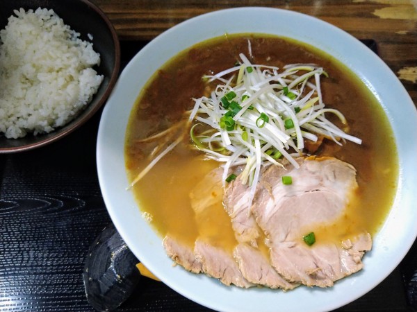 「カレーラーメン+チャーシュー(4枚)+半ライス=¥1150」@ニューラーメンショップ 桶川店の写真