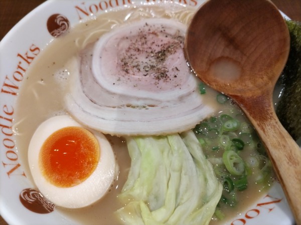 「らうめん」@Noodle Works -BALI- 藤沢店の写真