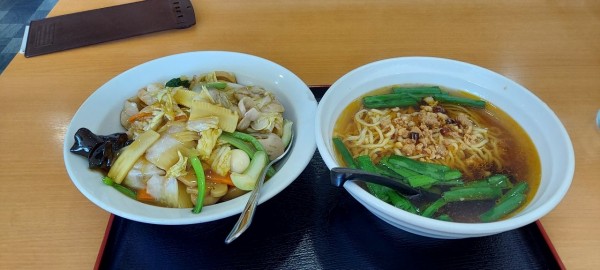 「台湾ラーメン+中華飯」@台湾料理 龍華 土肥店の写真